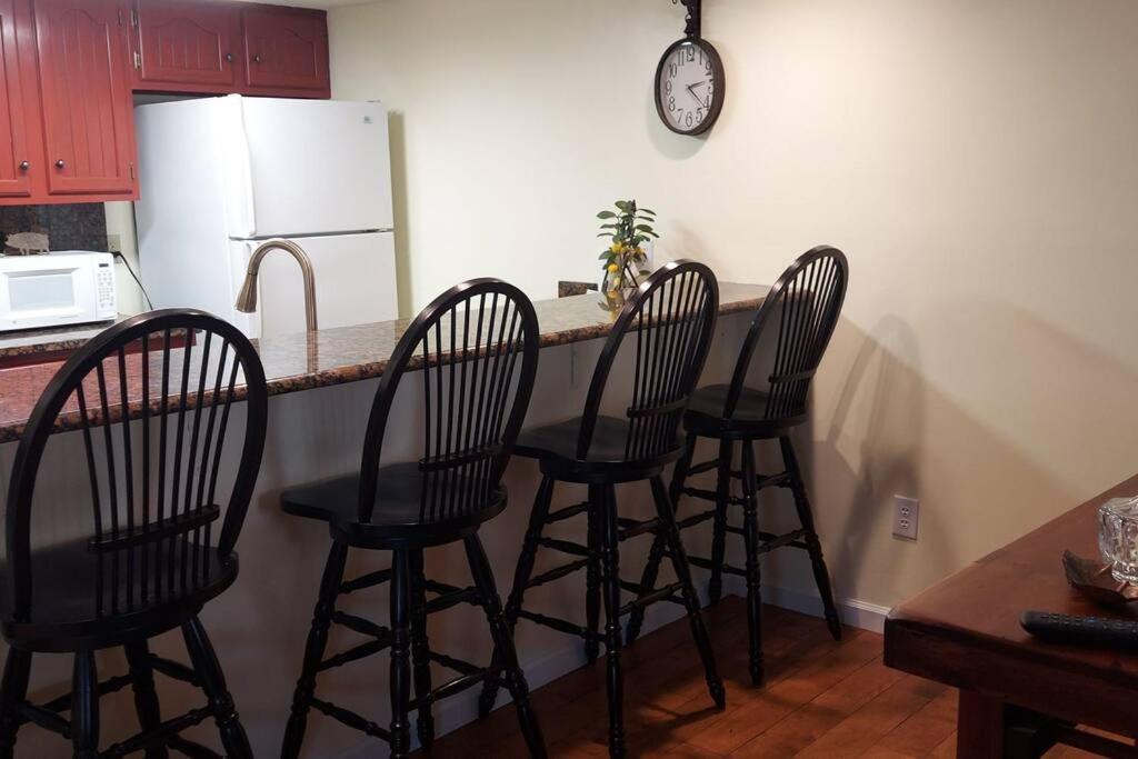 J.Creek Retreat, Creekside Townhouse +1 Car Garage Villa แมกกีวาเลย์ ภายนอก รูปภาพ