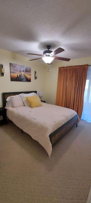 J.Creek Retreat, Creekside Townhouse +1 Car Garage Villa แมกกีวาเลย์ ภายนอก รูปภาพ