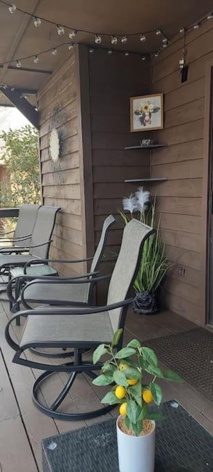 J.Creek Retreat, Creekside Townhouse +1 Car Garage Villa แมกกีวาเลย์ ภายนอก รูปภาพ